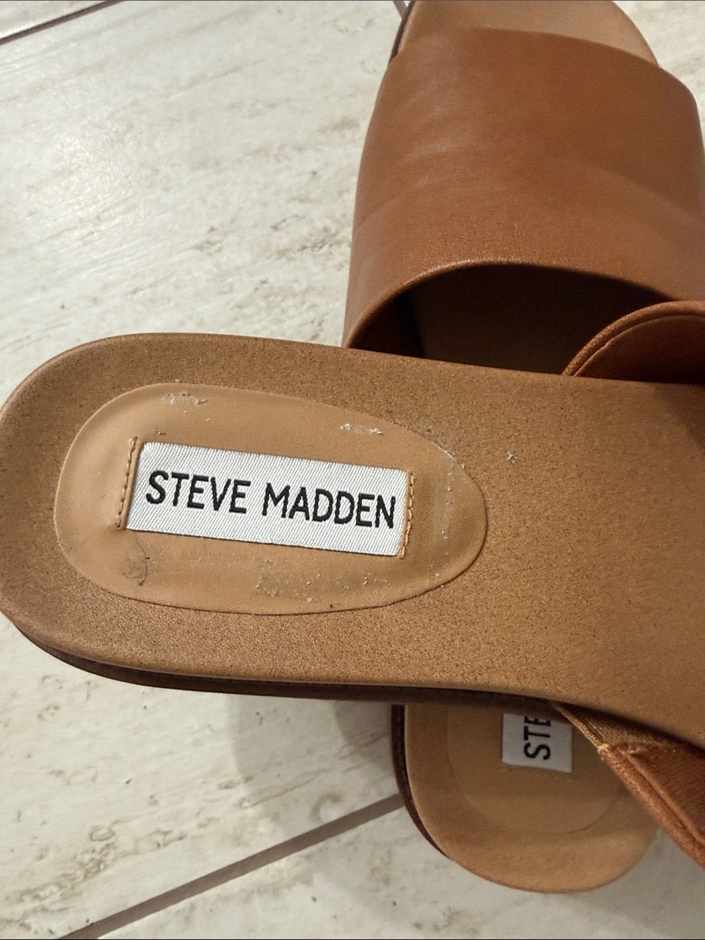 Steve Madden Tan Brown Wide leather strap Slide Sandals size 9.5 new - Picture 2 of 6